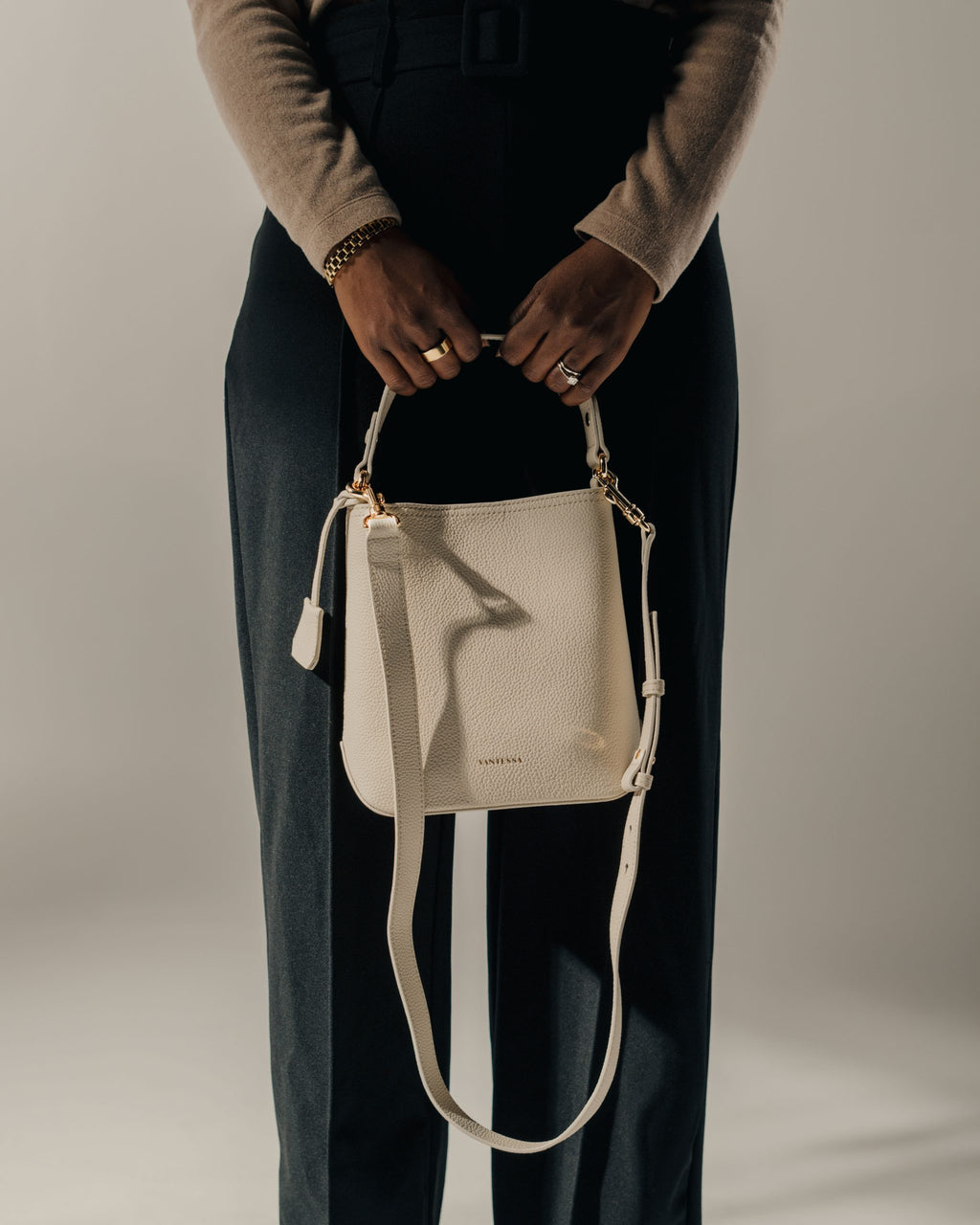 Linea Soft Bucket — Ivory image 4