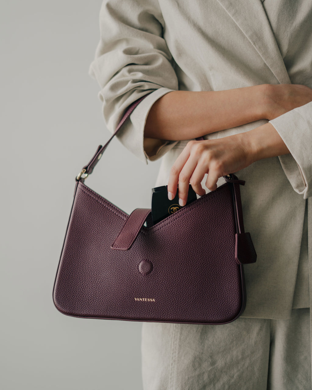 Vela Shoulder — Merlot