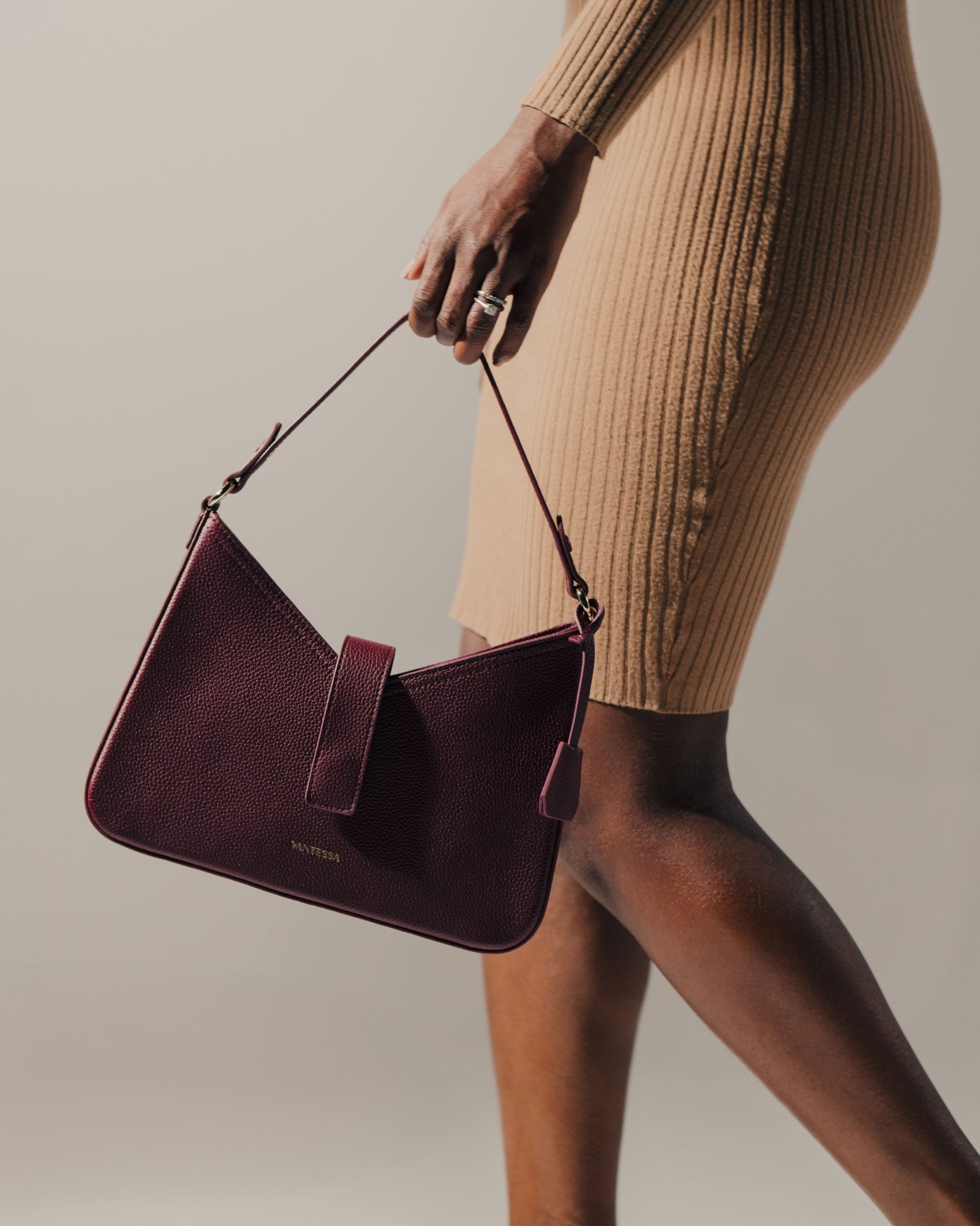 Vela Shoulder — Merlot image 5