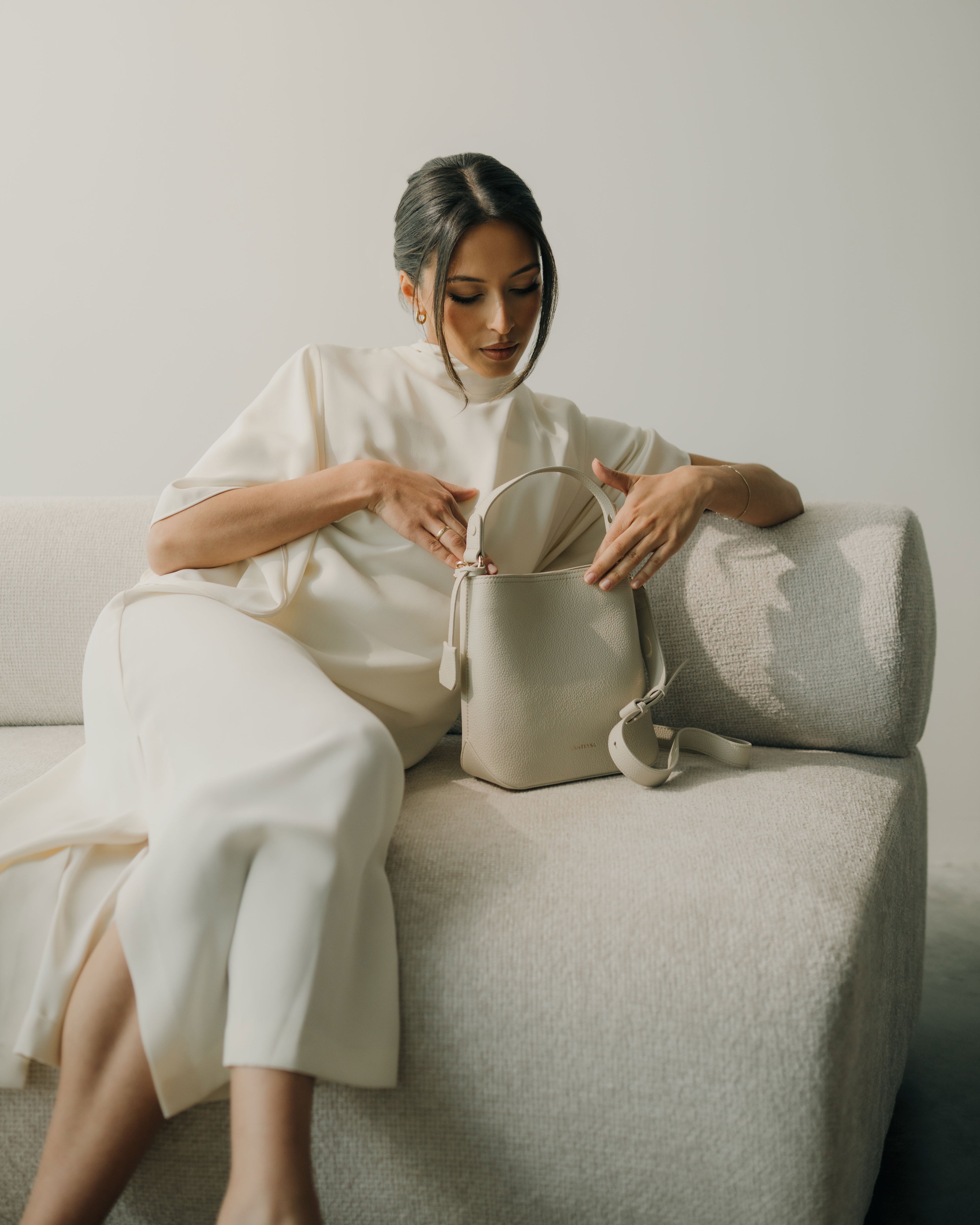 Linea Soft Bucket — Ivory