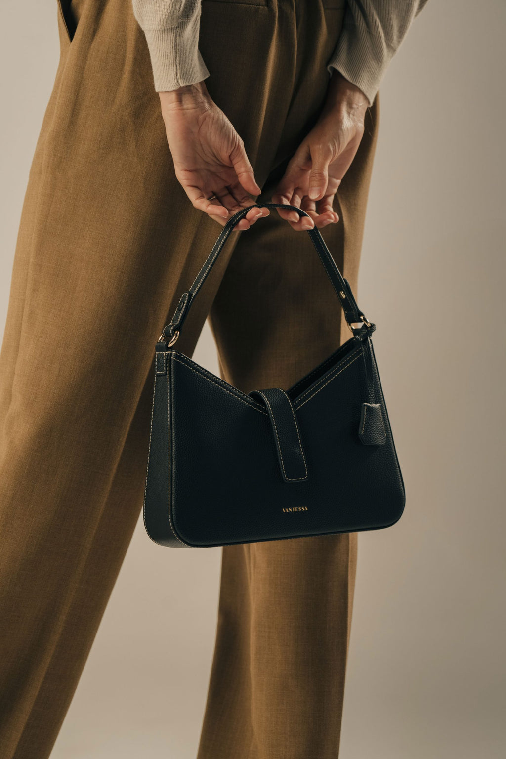 Vela Shoulder — Obsidian Black image 2