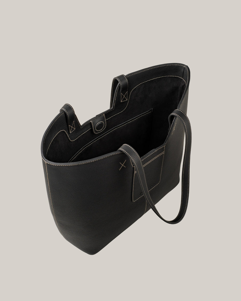The Axis Tote - Obsidian Black