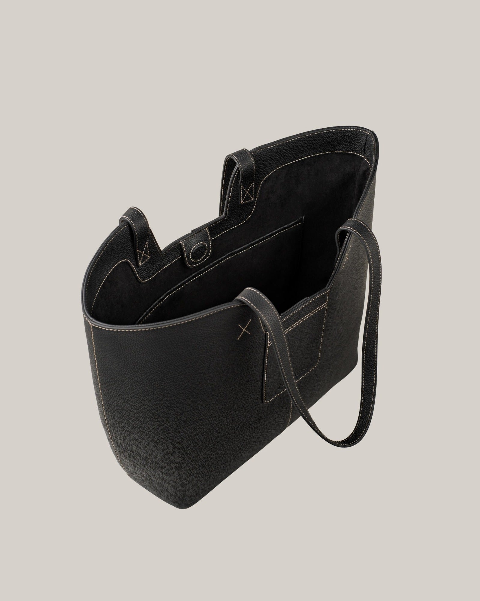 The Axis Tote - Obsidian Black