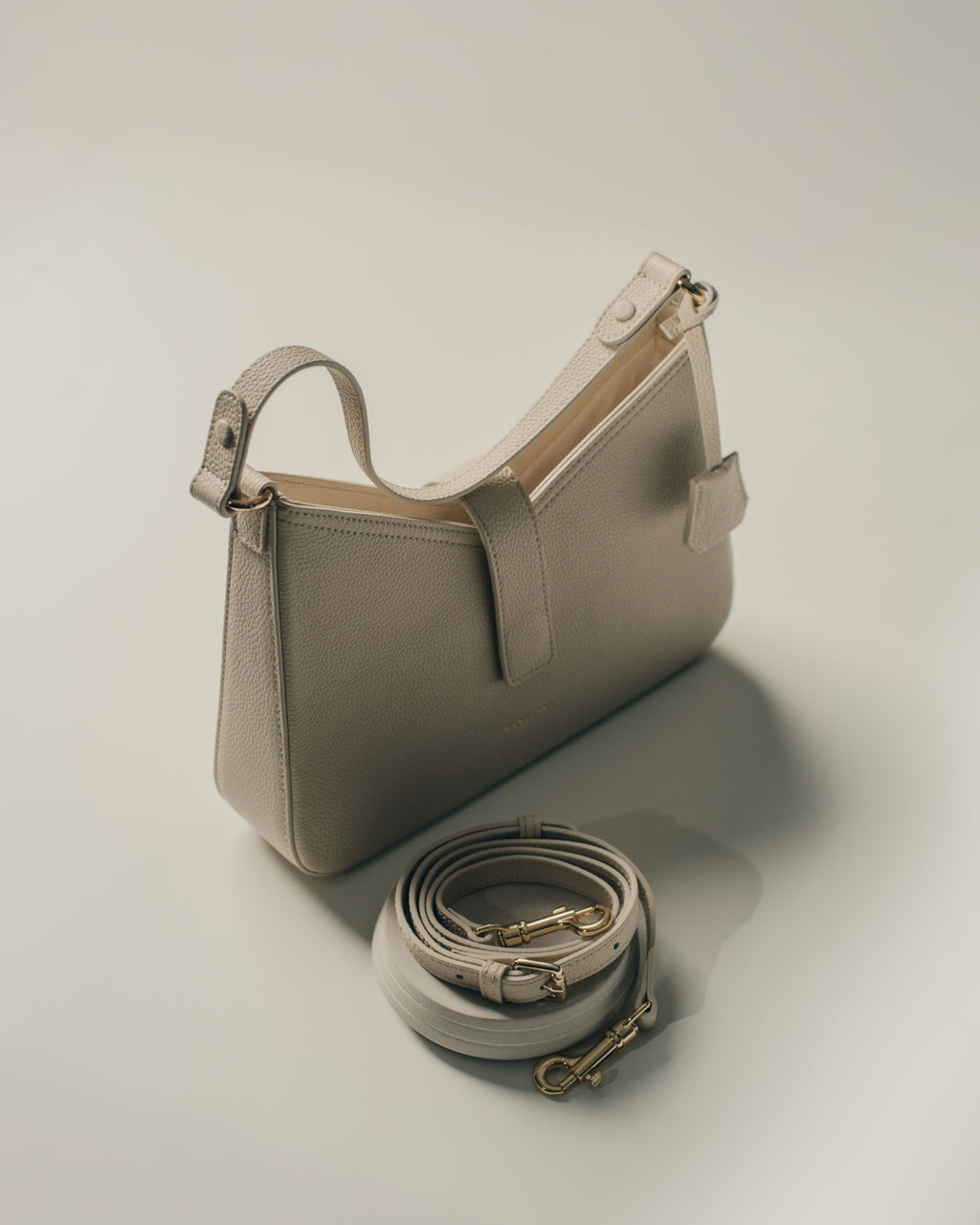 Vela Shoulder — Porcelain