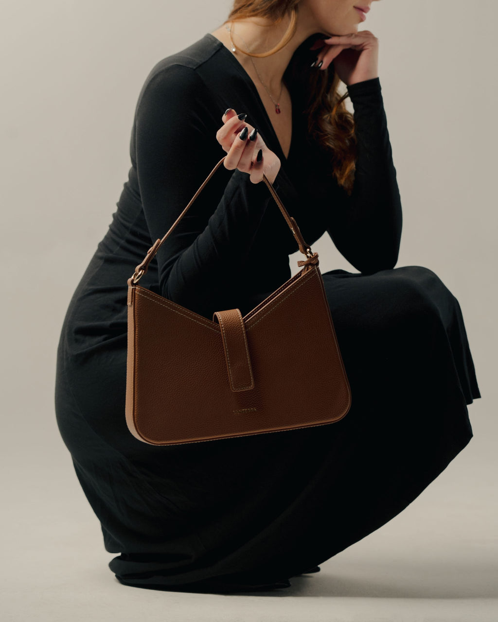 Vela Shoulder — Chestnut image 2